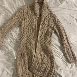 Wool Cardigan !